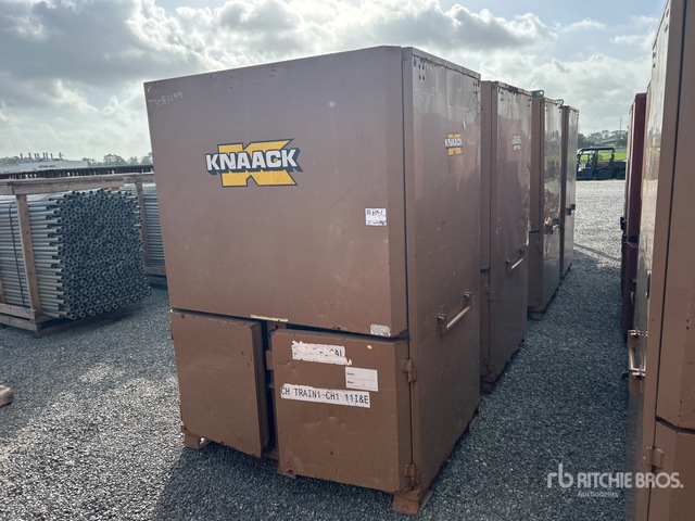 Quantity of (4) Print Shack Job Site Box | Ritchie Bros. Auctioneers