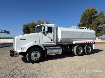 2013 Kenworth T800 4000 gal 6x4 Water Truck