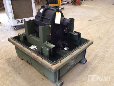 Oshkosh Defense 1301130-U Transfer Case w/Container