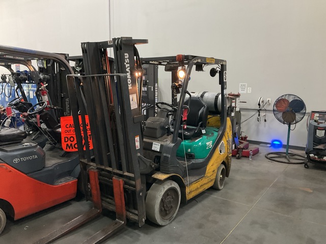 2007 Komatsu FG25ST-16