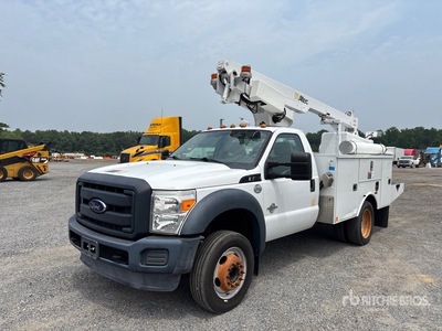 2016 Altec AT200 30 ft on 2016 Ford F-450 4x2 Bucket Truck