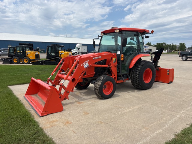 2020 Kubota L6060HST 4WD Utility Tractor 2020 Kubota L6060HST 4WD Utility Tractor