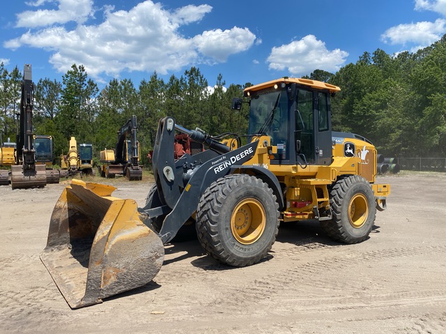 2019 John Deere 544L