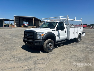 2016 Ford F-550 XL 4x2 Utility Truck