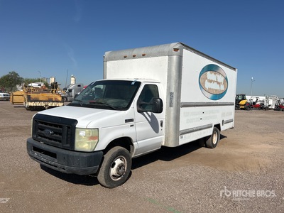 2010 Ford E-350 4x2 Van Truck