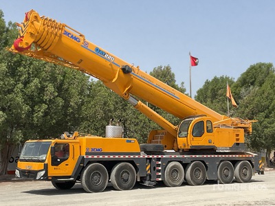 2021 XCMG QAY220 220 ton 12x6x10 All Terrain Crane