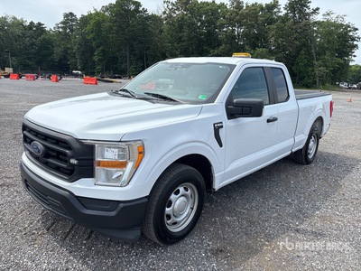 2021 Ford F-150 XL 4x2 Extended Cab Pickup