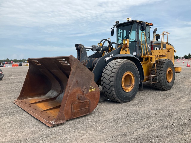 2012 John Deere 744K Wheel Loader