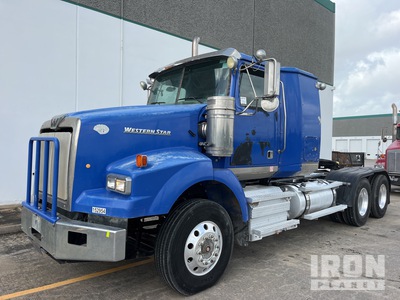 2012 Western Star 4900 SA 6x4 T/A Slaapcabine Trekker