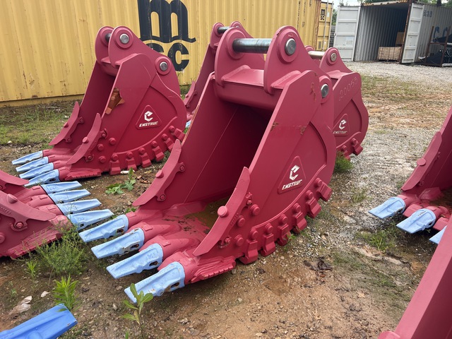 Enstruc 30 in Excavator Bucket