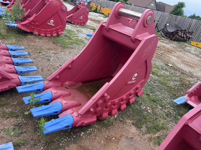 Enstruc 36 in Excavator Bucket - Fits John Deere 450-470 Enstruc 36 in Excavator Bucket - Fits John Deere 450-470