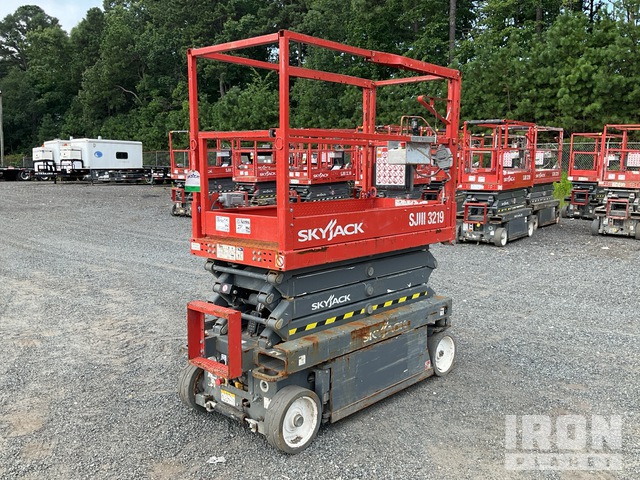 ELEVADOR TIJERA 2019 SKYJACK SJIII3219
