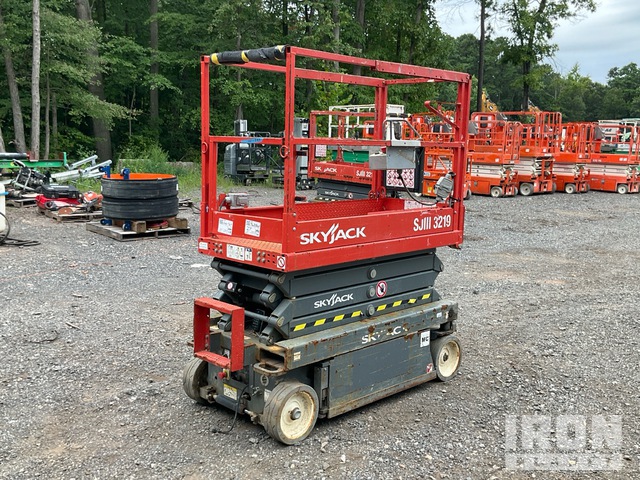 ELEVADOR TIJERA 2019 SKYJACK SJIII3219