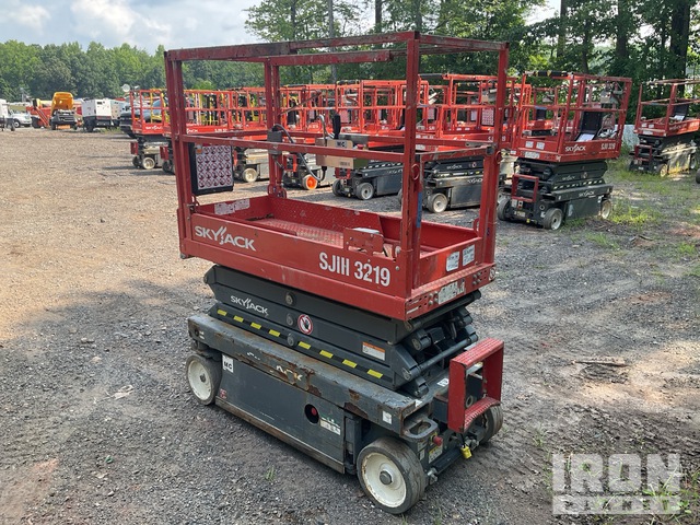 ELEVADOR TIJERA 2019 SKYJACK SJIII3219