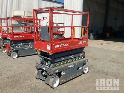 2019 Skyjack SJIII 3219 Electric Scissor Lift