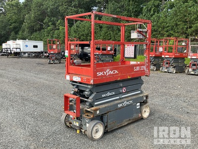 2018 Skyjack SJIII 3219 Electric Scissor Lift