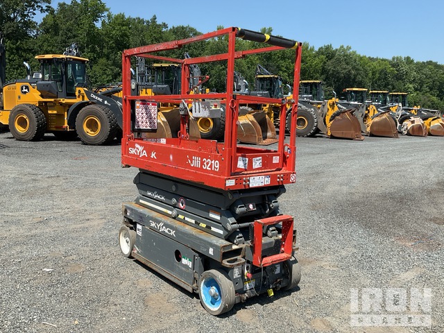 ELEVADOR TIJERA 2018 SKYJACK SJIII3219