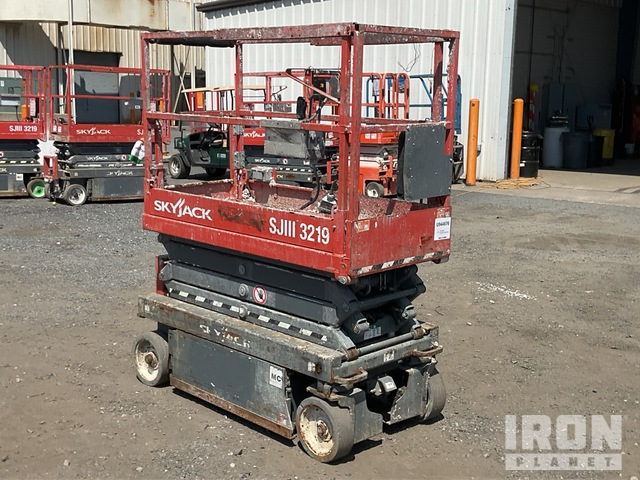 ELEVADOR TIJERA 2018 SKYJACK SJIII3219