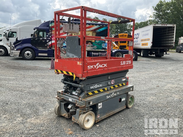 ELEVADOR TIJERA 2018 SKYJACK SJIII3219