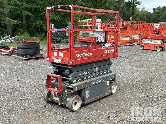 ELEVADOR TIJERA 2018 SKYJACK SJIII3219