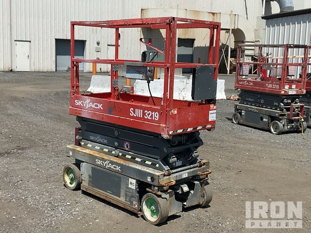 ELEVADOR TIJERA 2018 SKYJACK SJIII3219