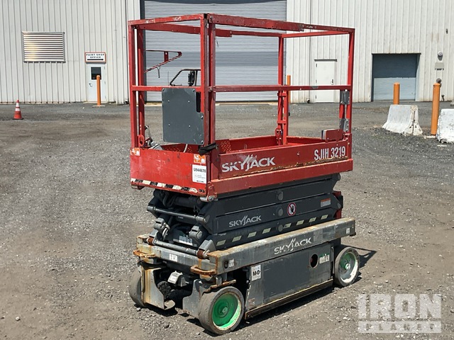 ELEVADOR TIJERA 2018 SKYJACK SJIII3219