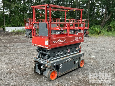 2018 Skyjack SJIII 3219 Electric Scissor Lift