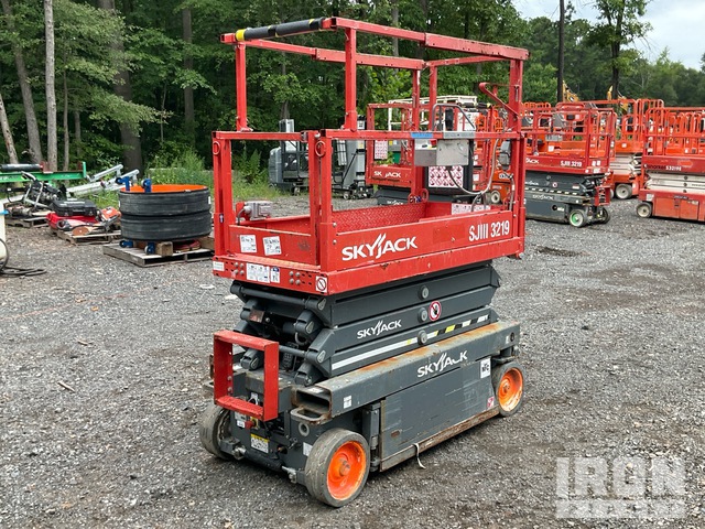ELEVADOR TIJERA 2018 SKYJACK SJIII3219