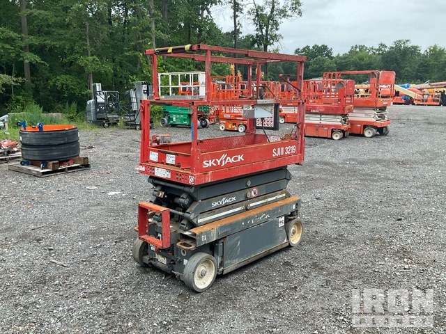 ELEVADOR TIJERA 2018 SKYJACK SJIII3219