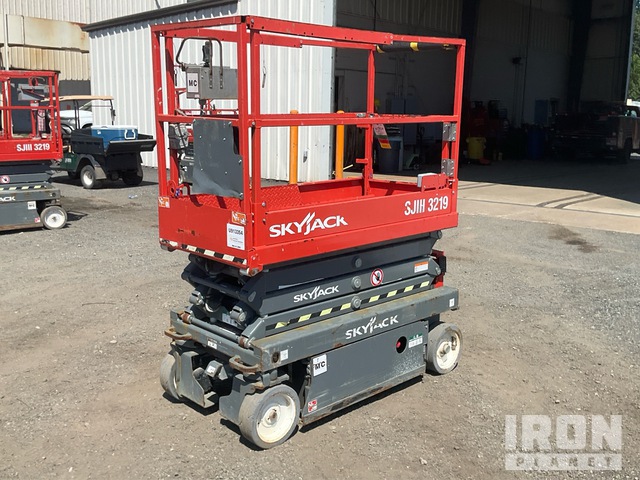 ELEVADOR TIJERA 2018 SKYJACK SJIII3219