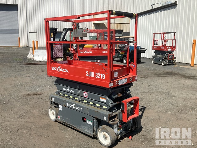 ELEVADOR TIJERA 2018 SKYJACK SJIII3219