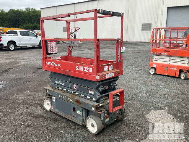 ELEVADOR TIJERA 2017 SKYJACK SJIII3219