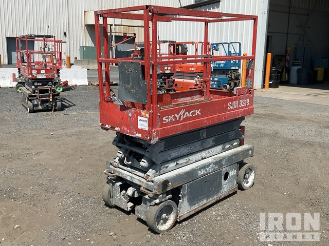 ELEVADOR TIJERA 2017 SKYJACK SJIII3219