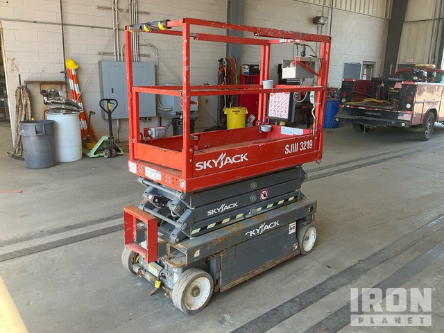 ELEVADOR TIJERA 2018 SKYJACK SJIII3219