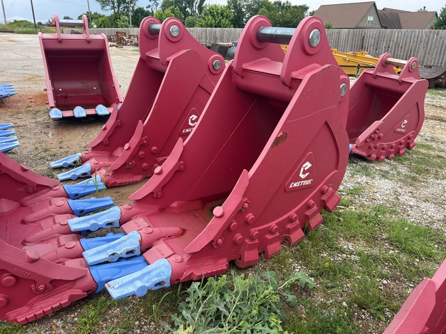 Enstruc 30 in Excavator Bucket - Fits Cat CAT330D-336F