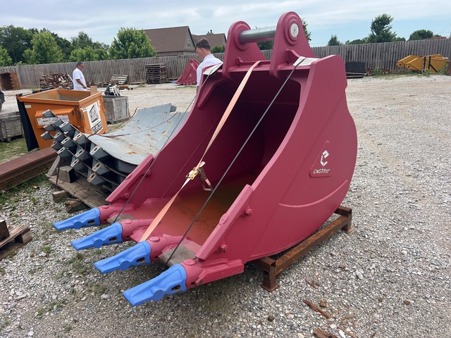 Enstruc 48 in Excavator Bucket - Fits Kobelco SK400-500