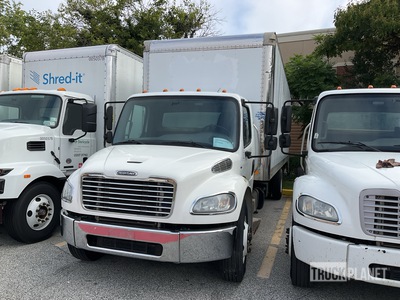 2016 Freightliner 4x2 Van Truck (Inoperable)