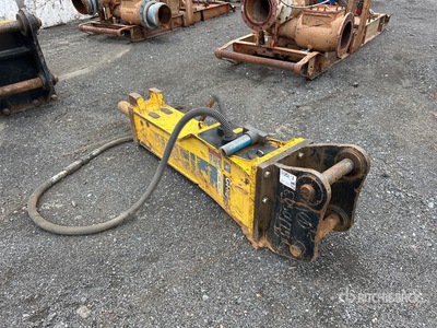 Epiroc MB1000 78 in Hydraulic Breaker