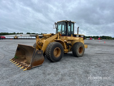 1996 Cat 938F Pala gommata