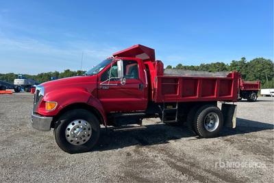 2007 Ford F-750 4x2 S/A Dump Truck