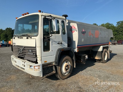 1992 Volvo FE 4x2 Fuel Truck (Glider Kit)