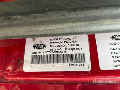 2018 Mack CHU613 8x4 Day Cab Truck Tractor