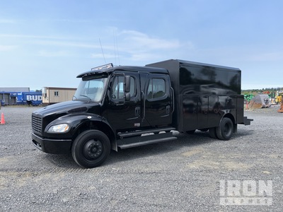 2005 Freightliner M2 106 4x2 Crew Cab Utility Truck
