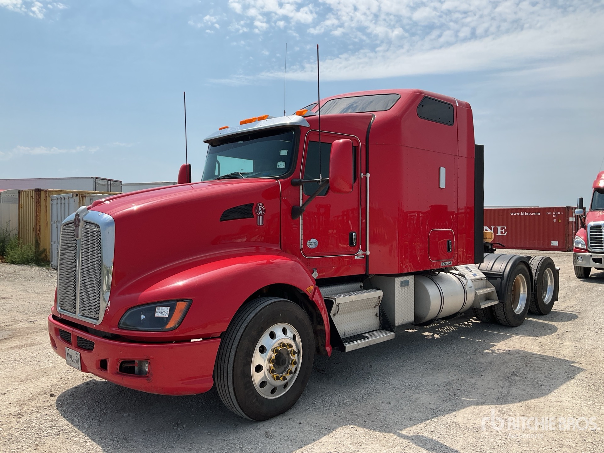 2015 Kenworth T660 6x4 Tracteur routier couchette