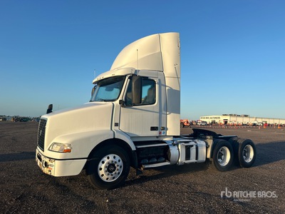 2016 Volvo VNM64T200 6x4 T/A Day Cab Truck Tractor
