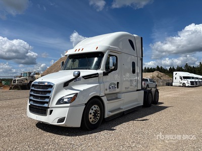 2021 Freightliner Cascadia 126 6x4 T/A Sleeper Truck Tractor