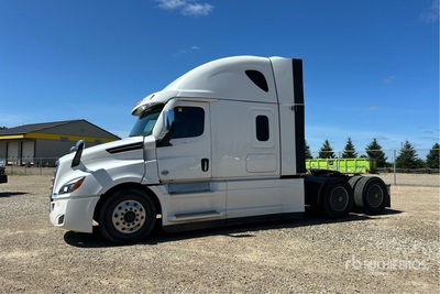 2024 Freightliner Cascadia 126 6x4 T/A Sleeper Truck Tractor