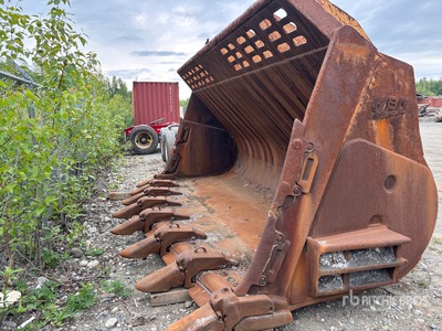 189 in 12 cyd General Purpose Wheel Loader Bucket - Fits Cat 992