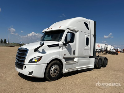 2023 Freightliner Cascadia 126 6x4 Sleeper Truck Tractor