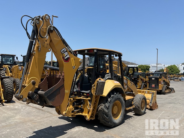 RETROEXCAVADORA 2021 CATERPILLAR 420